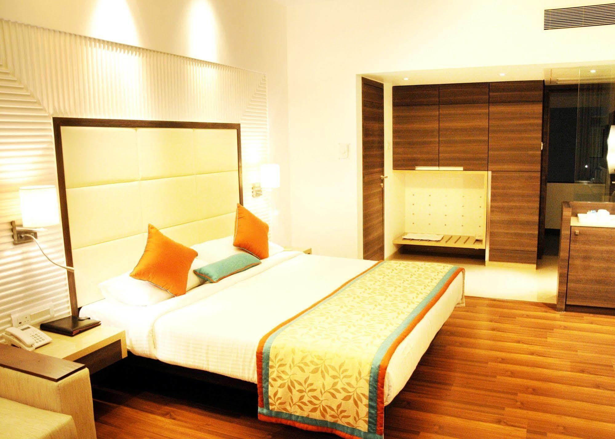 Hotel Moti Mahal Mangalore Exterior foto