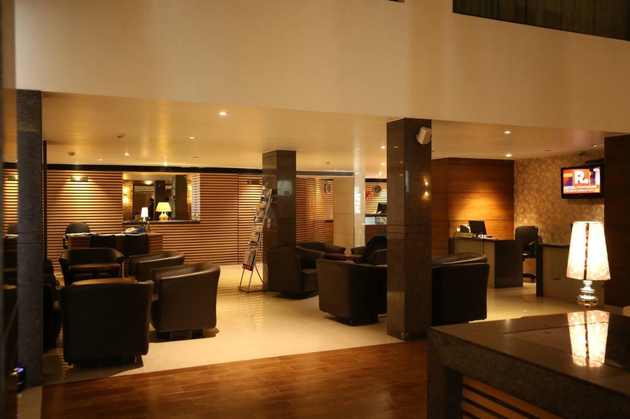 Hotel Moti Mahal Mangalore Exterior foto